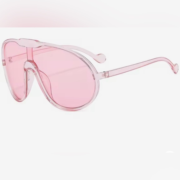 None Accessories - Oversized Pink Aviator Sunglasses – Chic Statement Piece